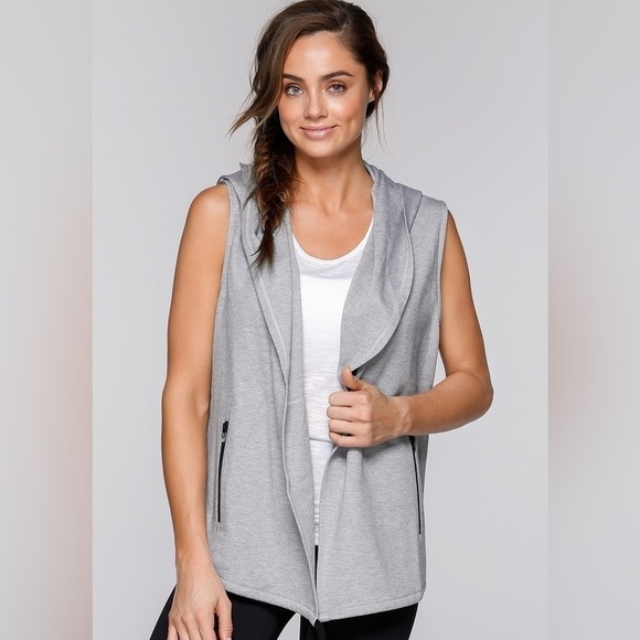 Lorna Jane It’s a Wrap Vest - Picture 1 of 4